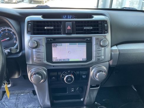 Used 2014 Toyota 4Runner SR5 image 21