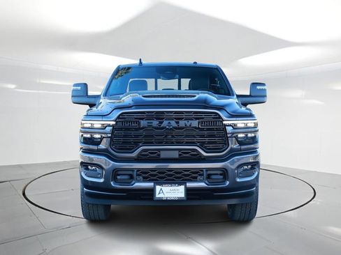 New 2026 RAM 3500 Laramie AWD/4WD image 4