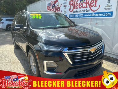 Used 2022 Chevrolet Traverse LT