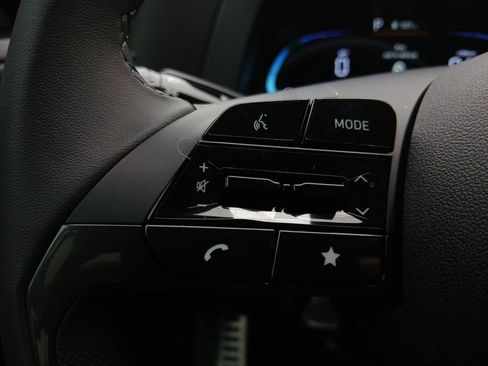 New 2026 Hyundai Elantra Sport FWD image 16