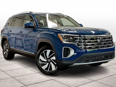 New 2025 Volkswagen Atlas SEL image 2
