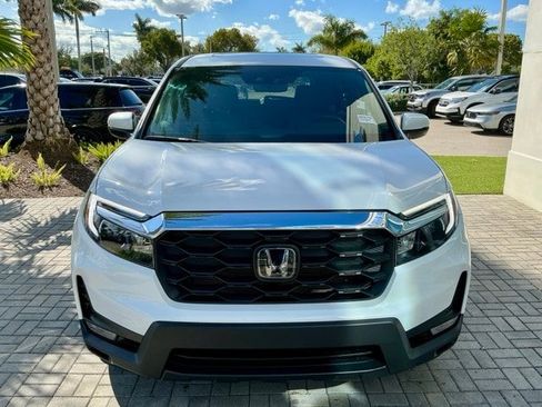 Certified 2023 Honda Passport EX-L image 2