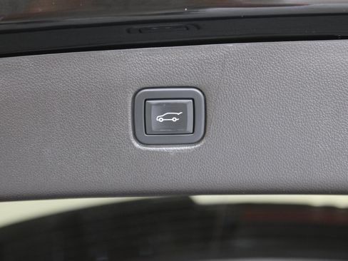 Used 2023 Chevrolet Blazer Premier w/ Driver Confidence II Package AWD/4WD image 37