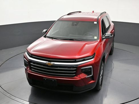 Certified 2026 Chevrolet Traverse LT w/ Driver Confidence Package AWD/4WD image 23