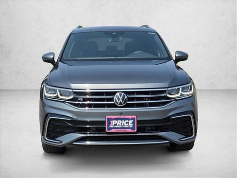 Used 2022 Volkswagen Tiguan SEL R-Line AWD/4WD image 8