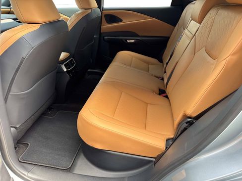 Used 2025 Lexus RX 350 Premium Plus w/ Accessory Package (Z1) FWD image 15
