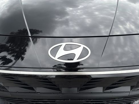 New 2026 Hyundai Elantra SEL Sport Premium FWD image 22