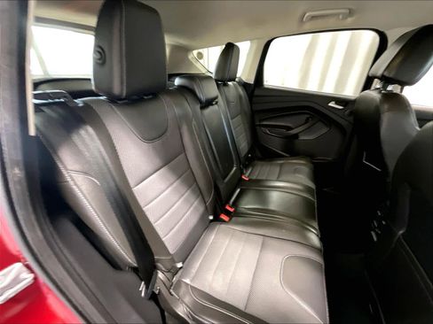 Used 2016 Ford Escape SE w/ SE Chrome Package image 16