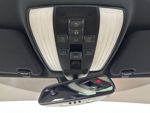Used 2011 Mercedes-Benz E 350 4MATIC Sedan image 36
