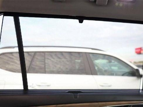 New 2026 Volkswagen Atlas SE image 28