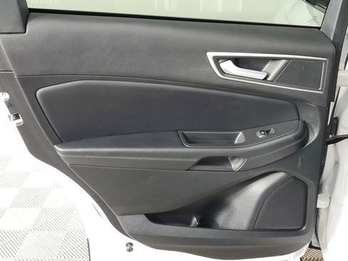 Used 2024 Ford Edge SEL image 21