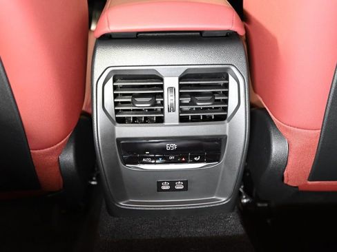 New 2026 BMW 330i Sedan w/ M Sport Package image 30