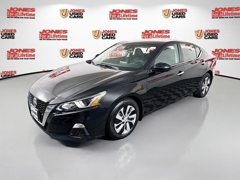 Used 2020 Nissan Altima 2.5 S w/ Driver Assist Package FWD image 11