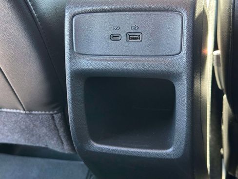 Used 2024 Chevrolet Trax LT w/ Driver Confidence Package FWD image 11