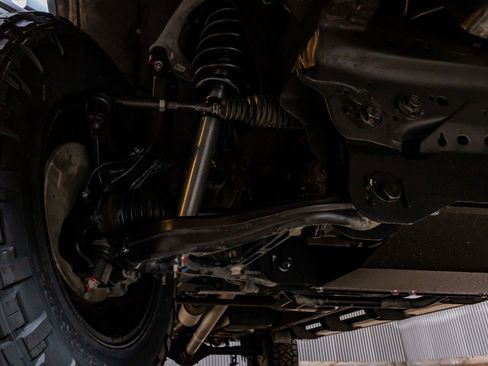 Used 2024 GMC Sierra 1500 SLT w/ SLT Premium Plus Package image 14