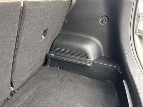 Used 2023 Kia Soul LX image 44