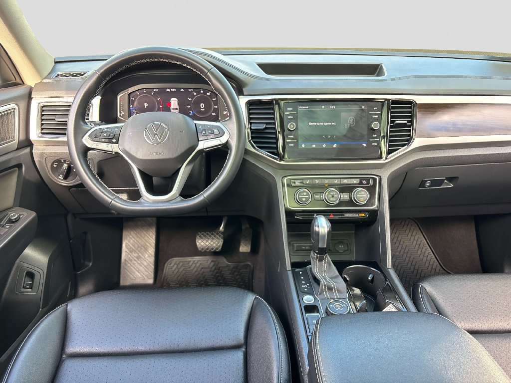 Certified 2023 Volkswagen Atlas SE w/ Panoramic Sunroof Package AWD/4WD image 15