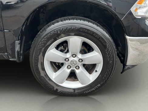 Used 2024 RAM 1500 Classic SLT AWD/4WD image 21