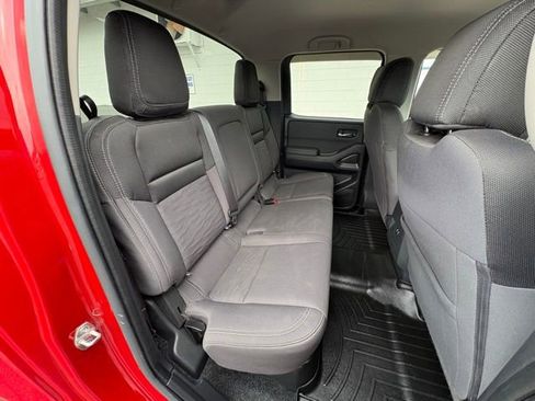 Used 2023 Nissan Frontier SV w/ Tow Package image 29