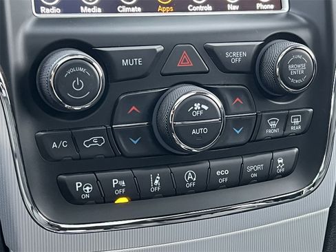 Used 2018 Jeep Grand Cherokee Summit w/ Platinum Series Group image 26