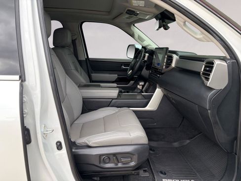 Used 2023 Toyota Sequoia Limited AWD/4WD image 15