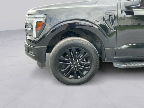 Used 2025 Ford F150 Lariat w/ Equipment Group 501A Mid AWD/4WD image 9