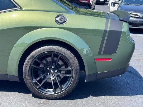 Used 2022 Dodge Challenger R/T Scat Pack RWD image 36