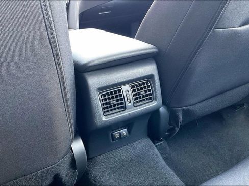 Used 2025 Toyota Camry LE FWD image 34