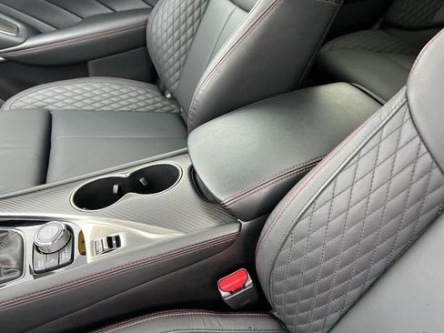 Used 2021 INFINITI Q50 Red Sport 400 w/ Carbon Fiber Package image 19