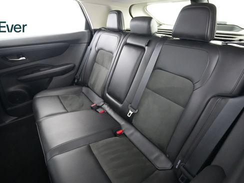 Used 2024 Nissan Ariya AWD image 24