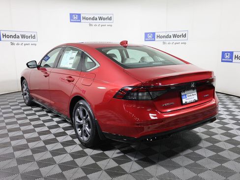 Used 2025 Honda Accord EX-L image 6