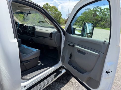 Used 2012 GMC Sierra 2500 W/T AWD/4WD image 27