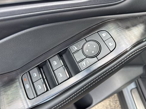 New 2026 Nissan Rogue Dark Armor AWD/4WD image 12