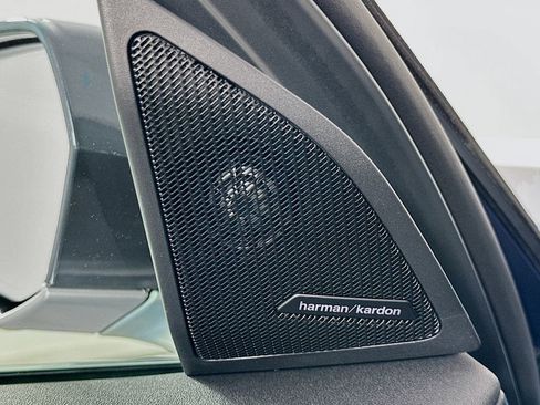 Used 2025 BMW X3 xDrive30i w/ Premium Package image 18