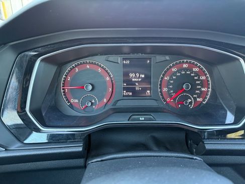 Used 2021 Volkswagen Jetta SE image 9