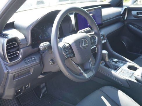 Used 2026 Lexus IS 350 F Sport RWD image 20