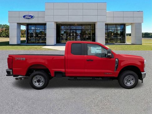 New 2026 Ford F250 XL AWD/4WD image 3