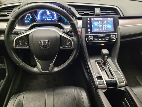 Used 2018 Honda Civic Touring image 22