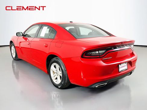Used 2022 Dodge Charger SXT RWD image 9