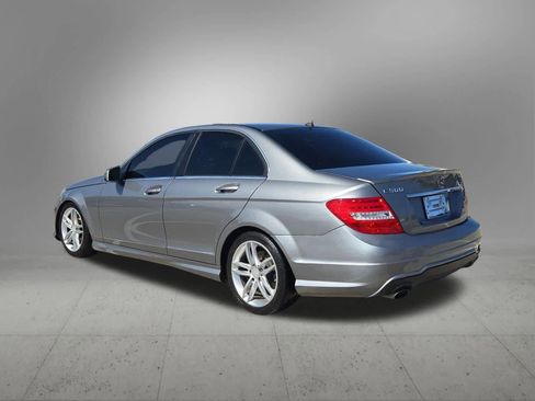 Used 2012 Mercedes-Benz C 300 Sport image 4