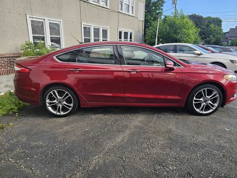 Used 2016 Ford Fusion Titanium FWD image 3