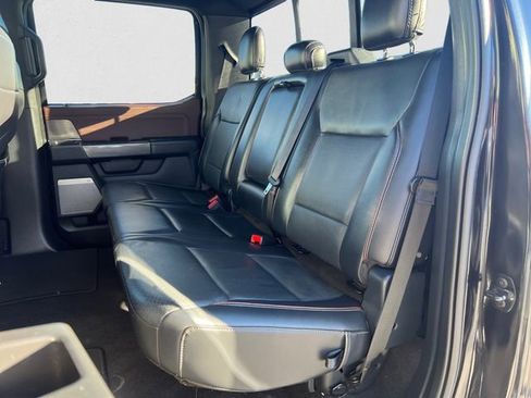 Used 2021 Ford F150 Lariat w/ Equipment Group 502A High image 13