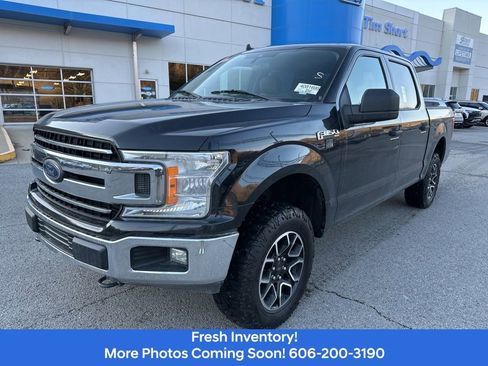 Used 2020 Ford F150 XLT image 1