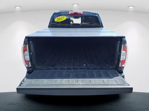 Used 2017 GMC Canyon SLT w/ Driver Alert Package AWD/4WD image 8