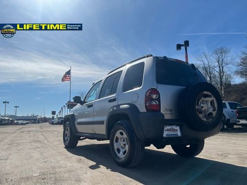 Used 2006 Jeep Liberty Sport image 6