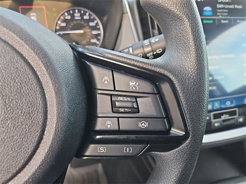 Used 2024 Subaru Crosstrek 2.0i Premium image 21