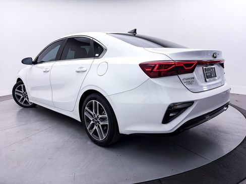 Used 2021 Kia Forte EX FWD image 2