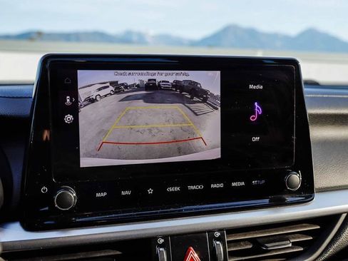 Used 2022 Kia Forte GT-Line image 28