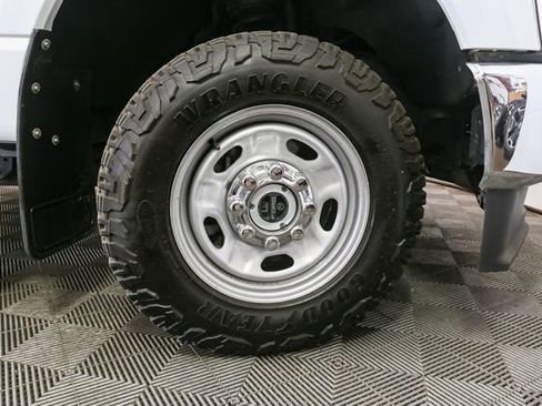 Used 2024 Ford F250 XL w/ XL Chrome Package AWD/4WD image 14