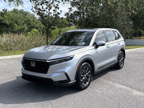 Used 2026 Honda CR-V EX-L image 2